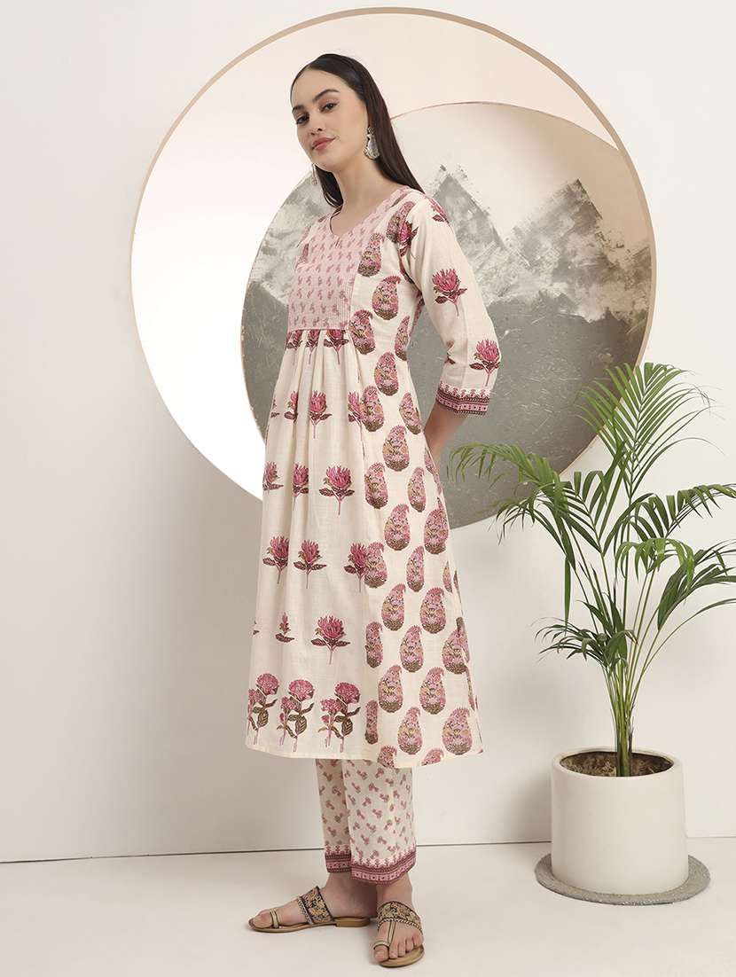 women printed three quarter sleeve kurta pant set - 22295009 -  Standard Image - 2