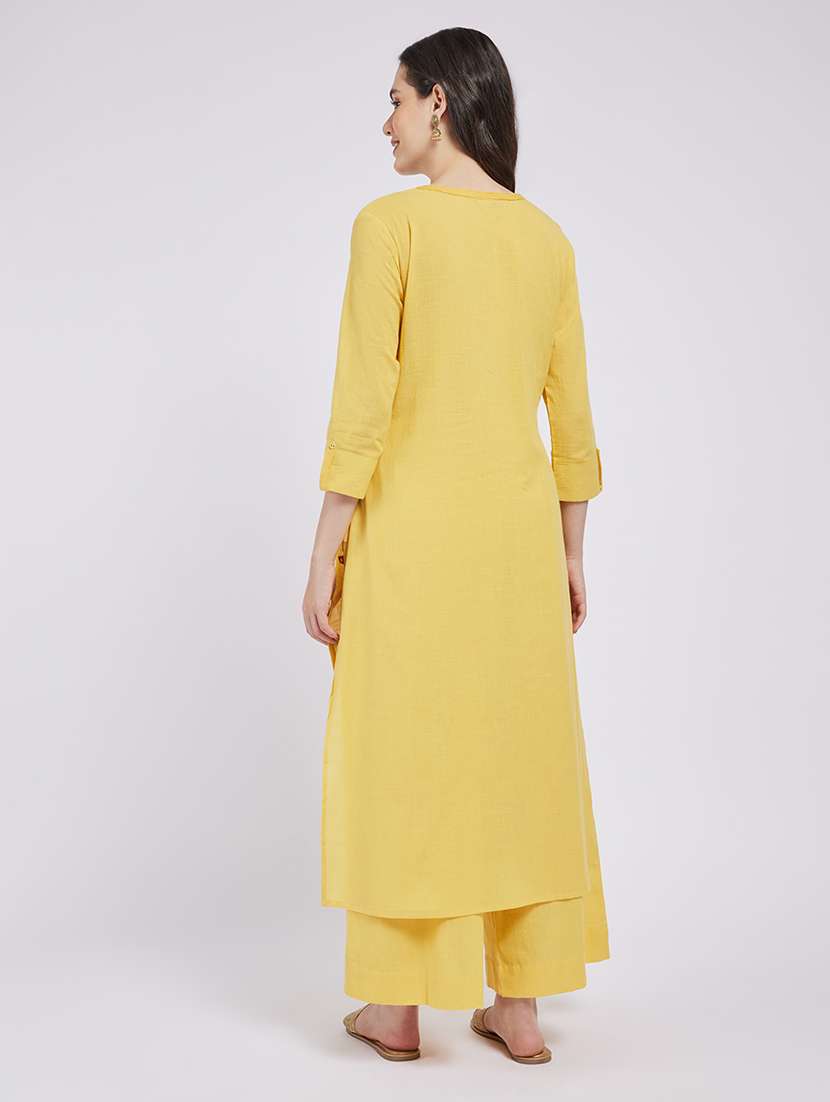 women solid three quarter sleeve straight kurta - 22295094 -  Standard Image - 2