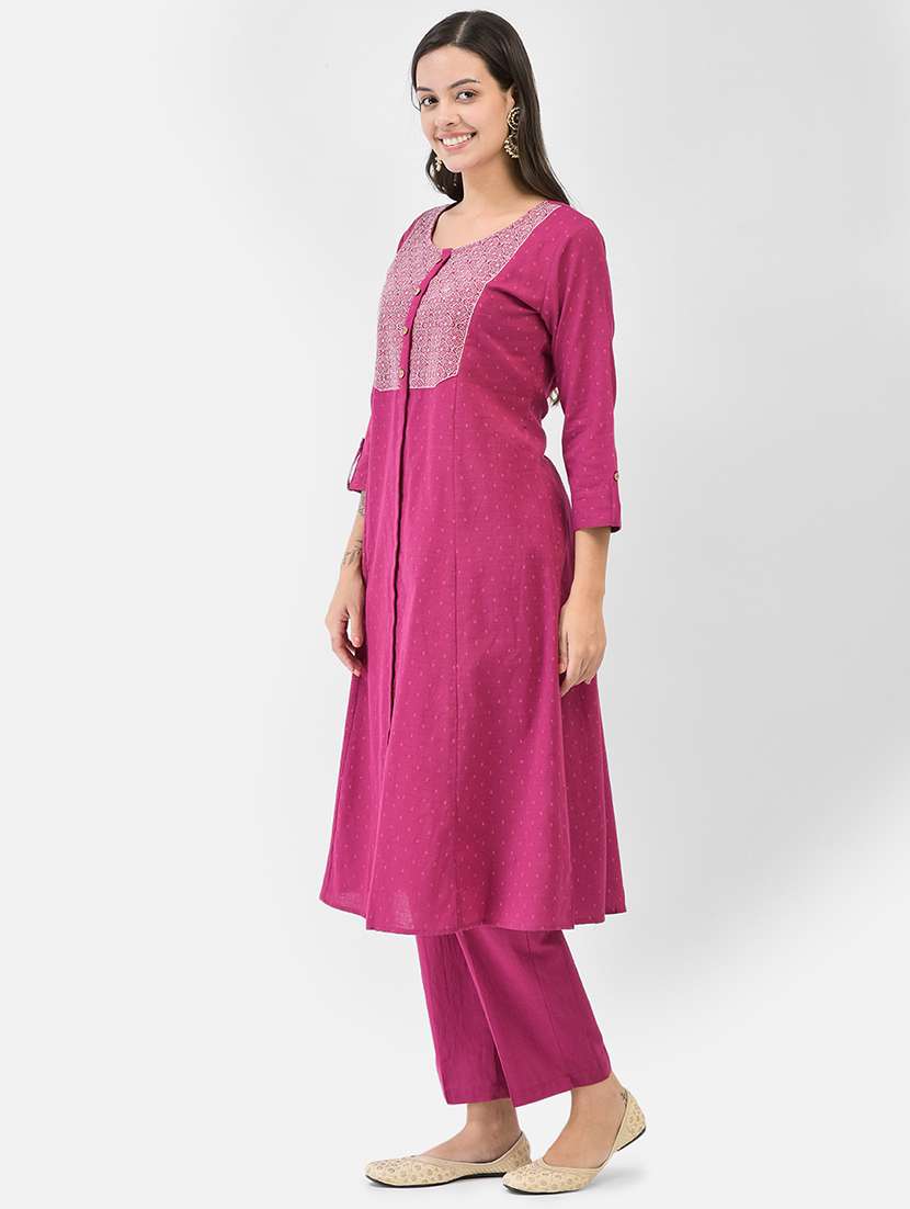 women self design three quarter sleeve a-line kurta - 22295104 -  Standard Image - 2