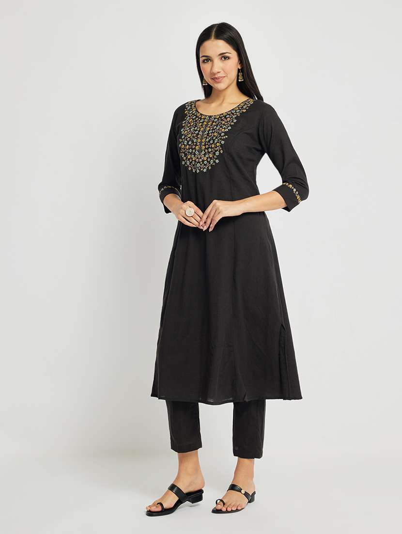 women solid with work three quarter sleeve a-line kurta - 22295119 -  Standard Image - 2