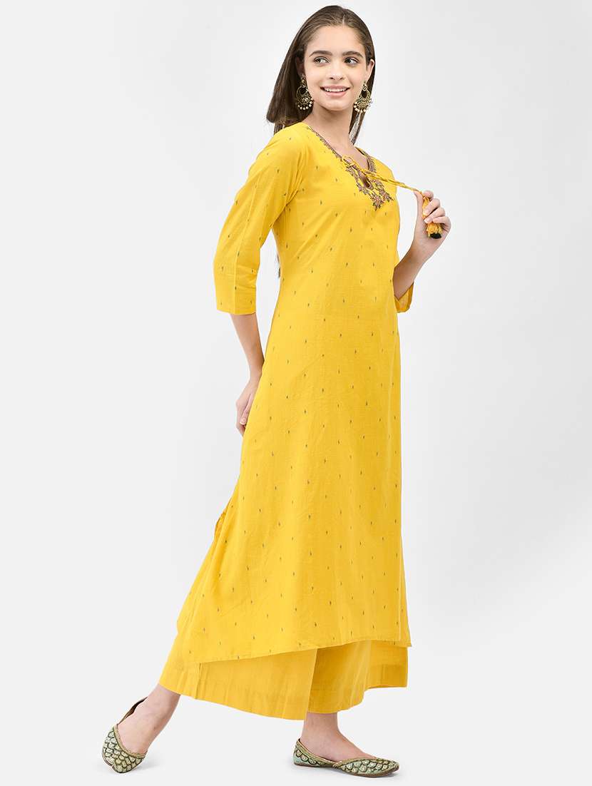 women self design three quarter sleeve a-line kurta - 22295122 -  Standard Image - 2