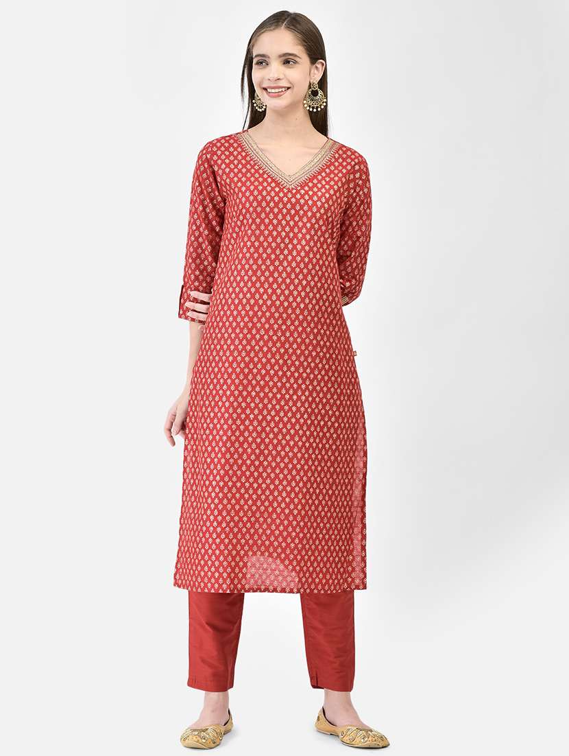 women printed three quarter sleeve straight kurta