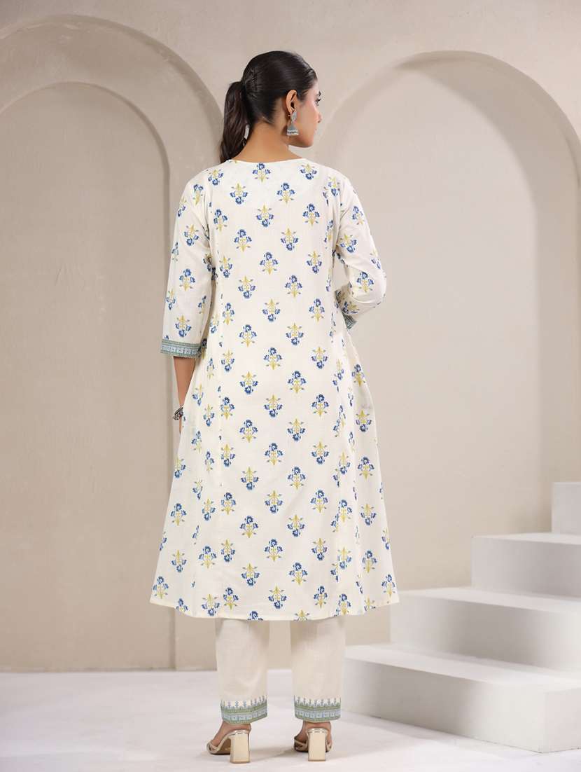 women floral printed three quarter sleeve a-line kurta - 22295143 -  Standard Image - 2