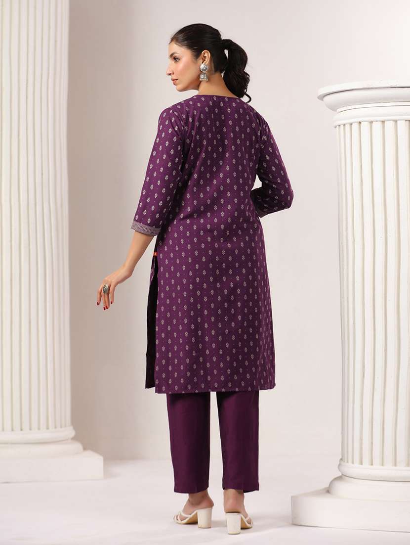 women printed three quarter sleeve straight kurta - 22295157 -  Standard Image - 2