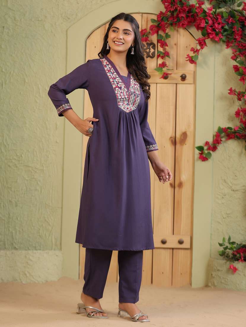 women solid with work three quarter sleeve a-line kurta - 22295162 -  Standard Image - 2