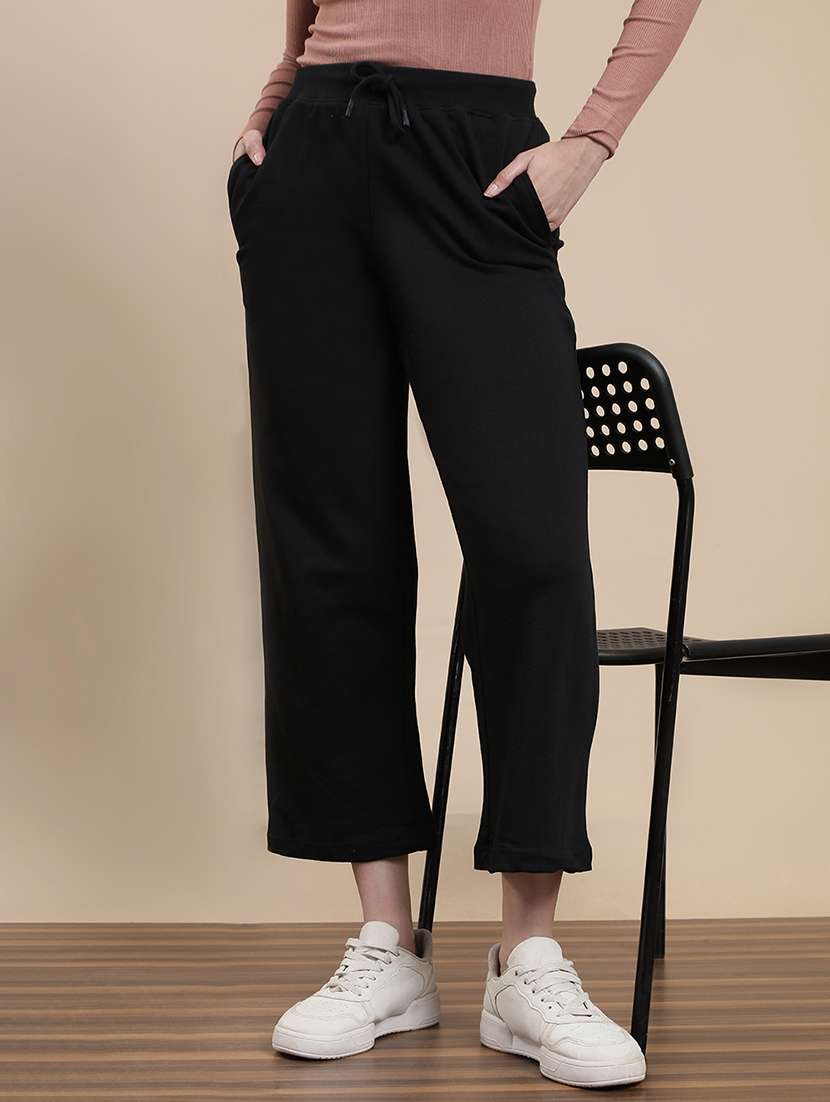 women solid mid rise straight trouser