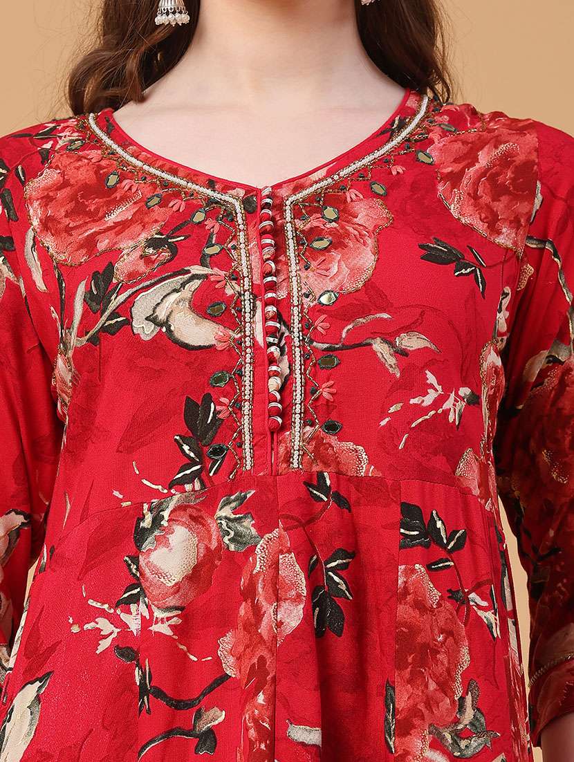 women floral three quarter sleeve kurta pant with dupatta set - 22296183 -  Standard Image - 2