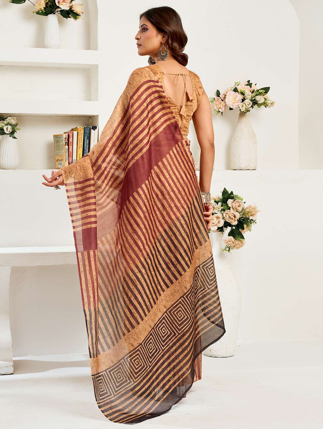 women printed ready to wear saree with blouse - 22297517 -  Standard Image - 2