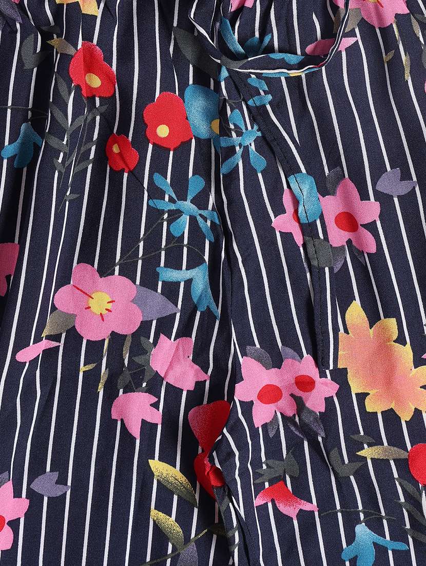 multi colored cotton cargo - 22298208 -  Standard Image - 2