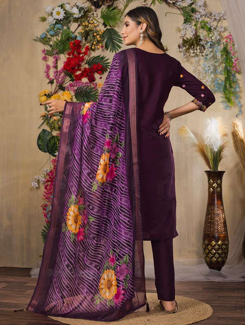 Women Solid With Work Three Quarter Sleeve Kurta Pant With Dupatta Set - 22298482 -  Standard Image - 2