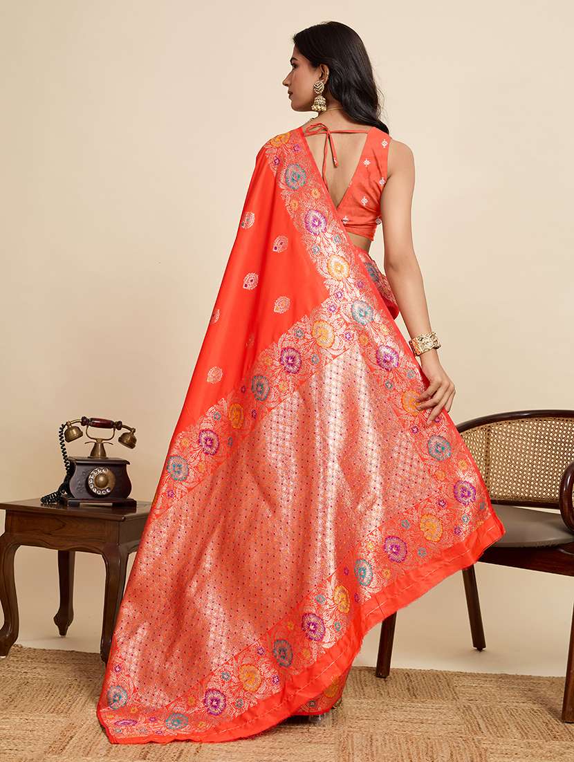 women self design banarasi saree with blouse - 22298709 -  Standard Image - 2