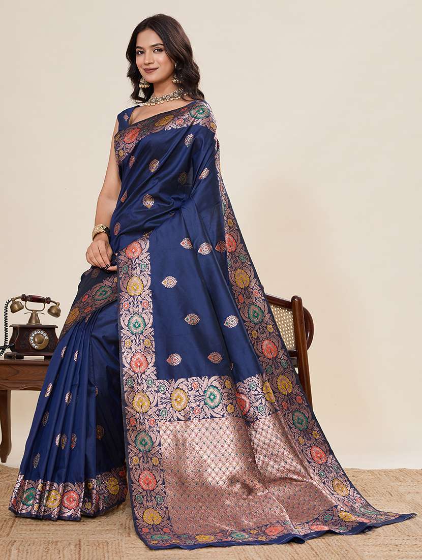 women self design banarasi saree with blouse - 22298712 -  Standard Image - 2