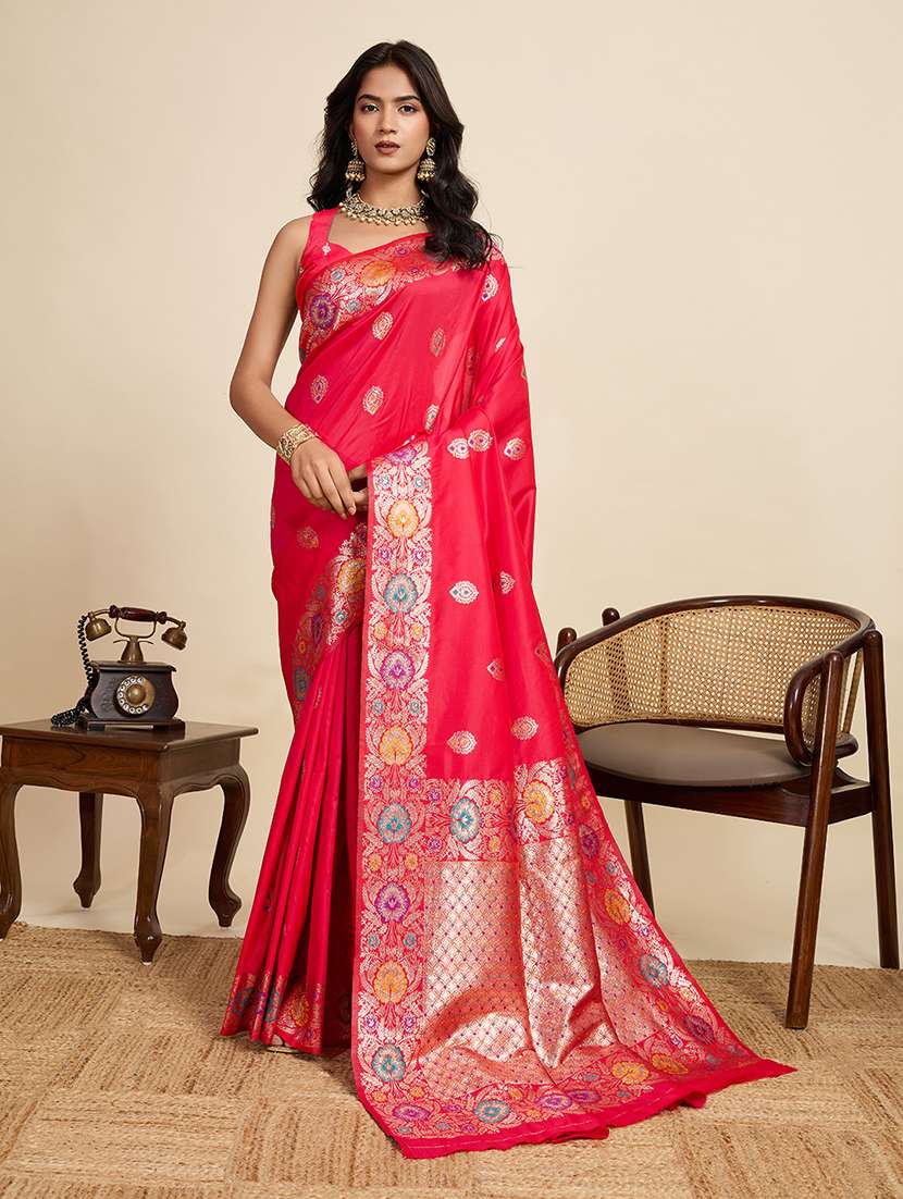women self design banarasi saree with blouse