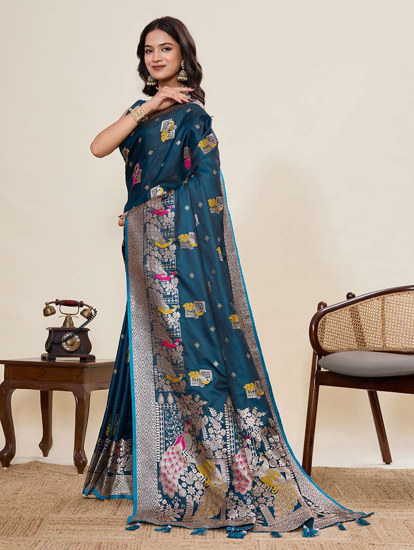 women self design banarasi saree with blouse - 22298771 -  Standard Image - 2