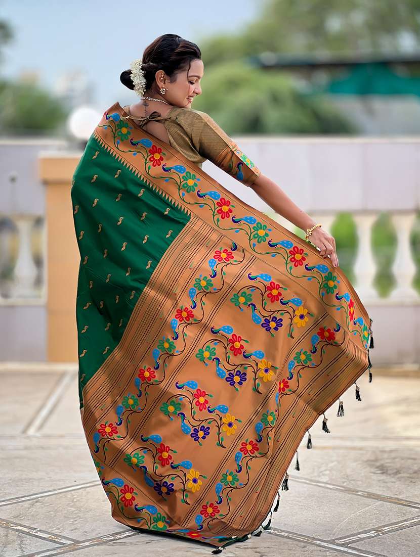 women self design paithani saree with blouse - 22298773 -  Standard Image - 2