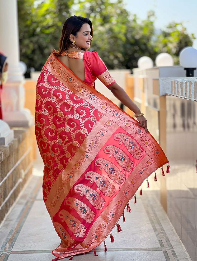 women self design banarasi saree with blouse - 22298839 -  Standard Image - 2
