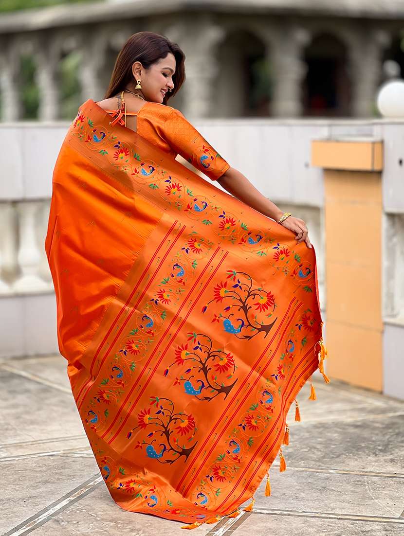 women self design paithani saree with blouse - 22298890 -  Standard Image - 2