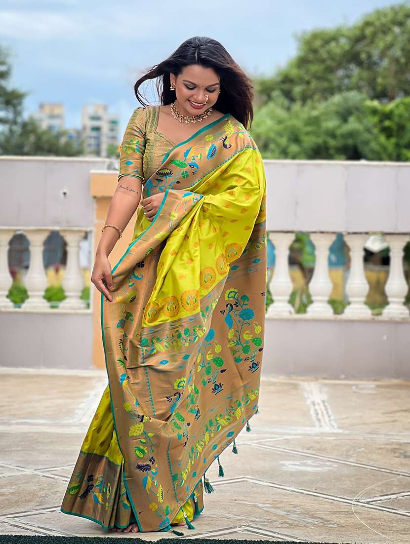 women self design paithani saree with blouse - 22298898 -  Standard Image - 2