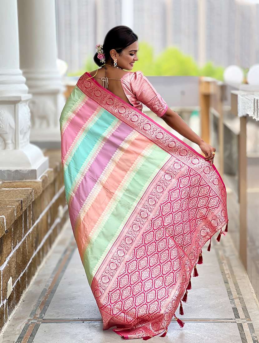 women self design banarasi saree with blouse - 22298902 -  Standard Image - 2