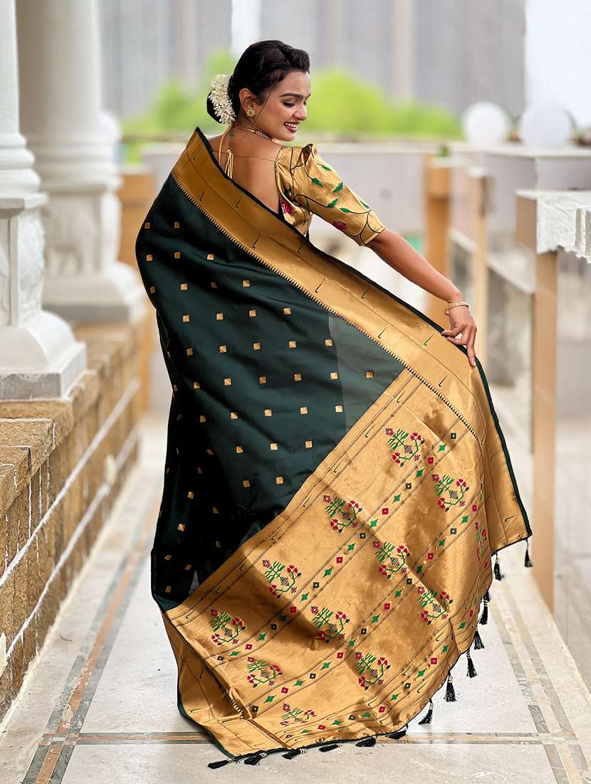 women self design paithani saree with blouse - 22298915 -  Standard Image - 2