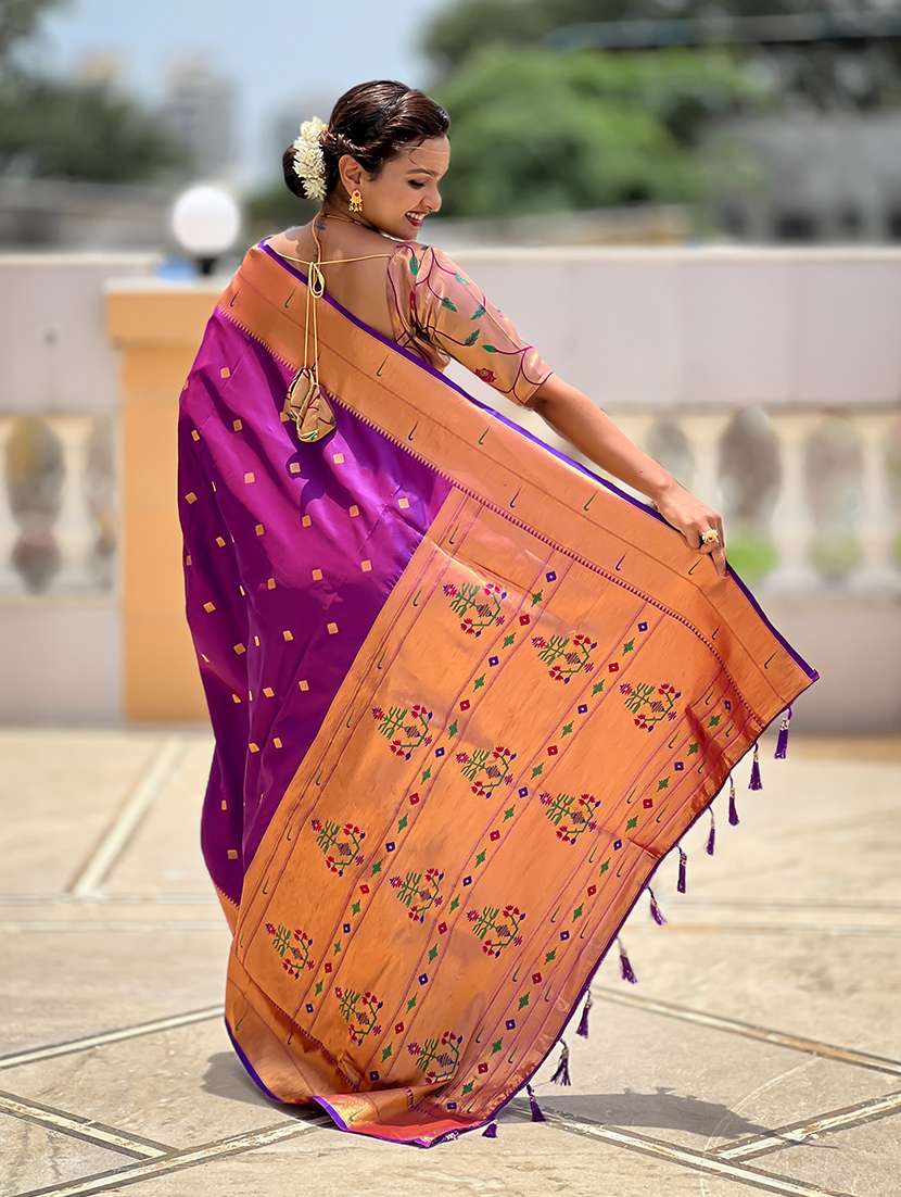 Women Self Design Paithani Saree With Blouse - 22298920 -  Standard Image - 2