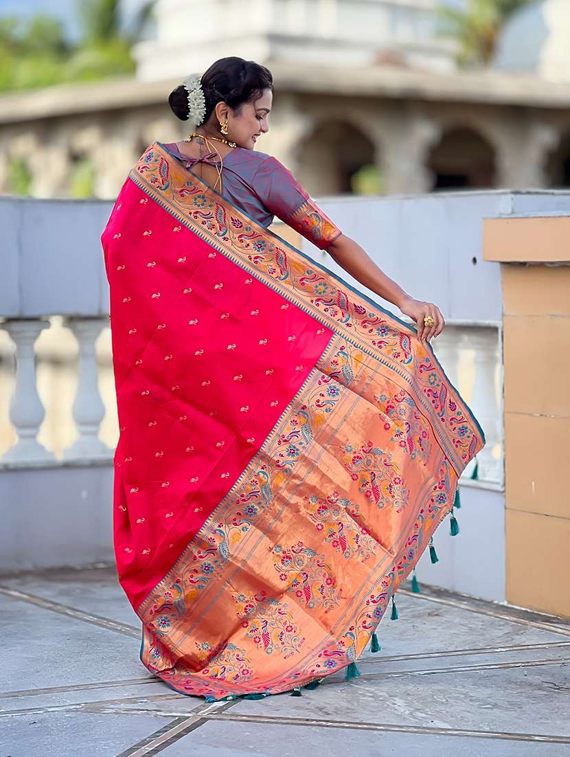 women self design paithani saree with blouse - 22298937 -  Standard Image - 2