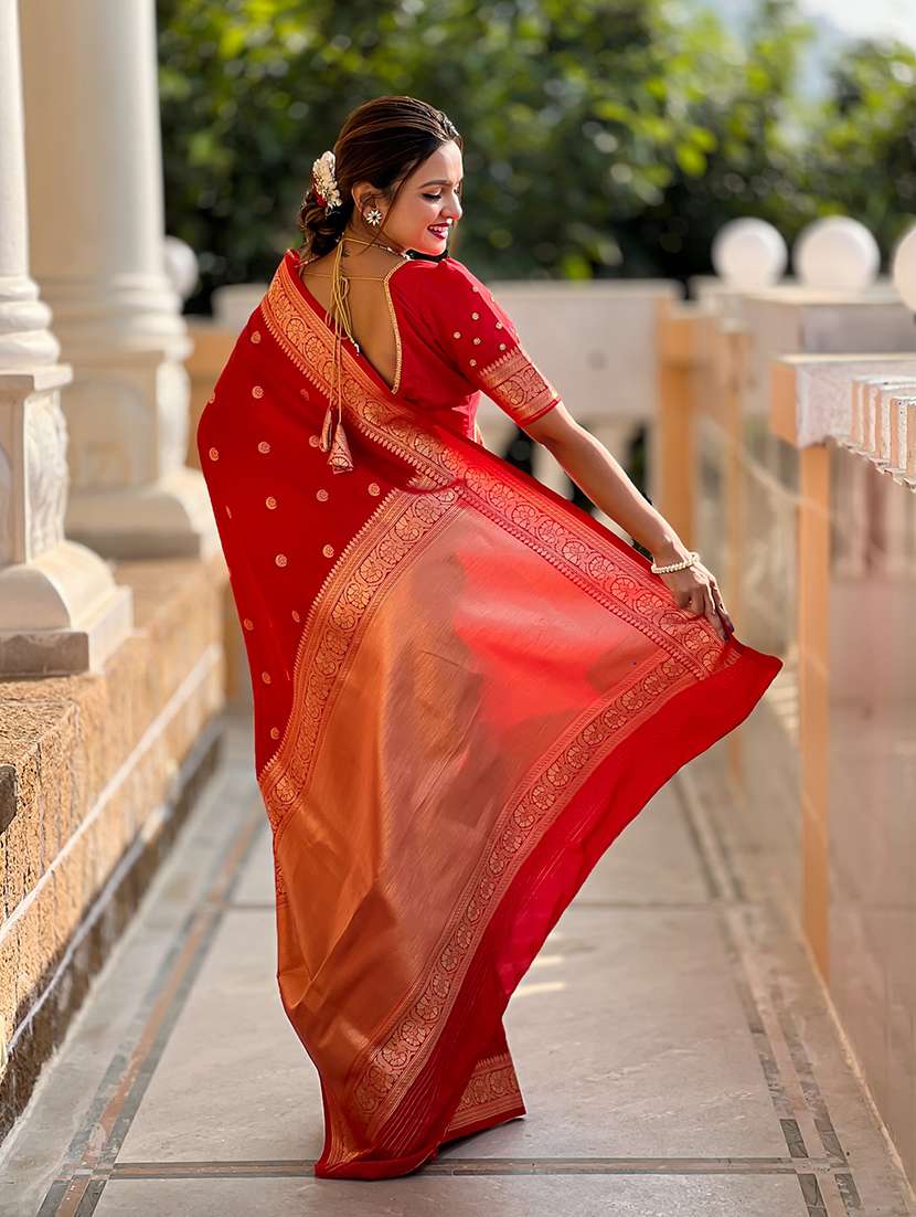 women self design banarasi saree with blouse - 22298940 -  Standard Image - 2