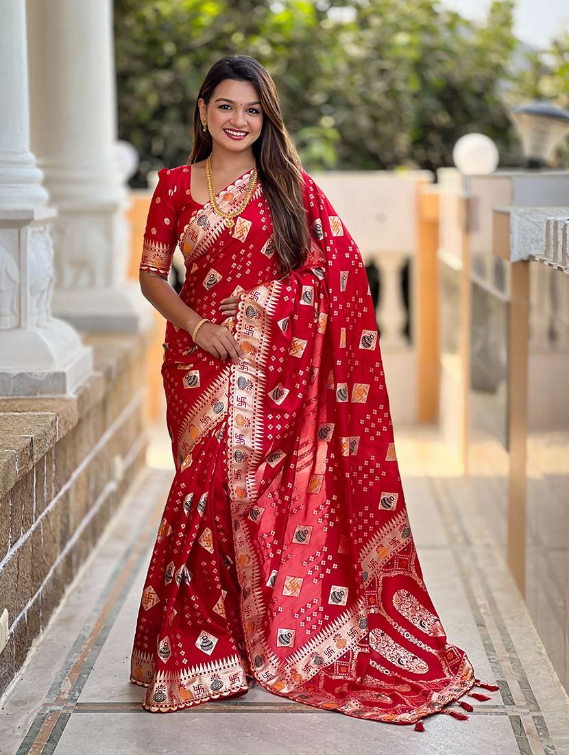 women self design banarasi sareba with blouse