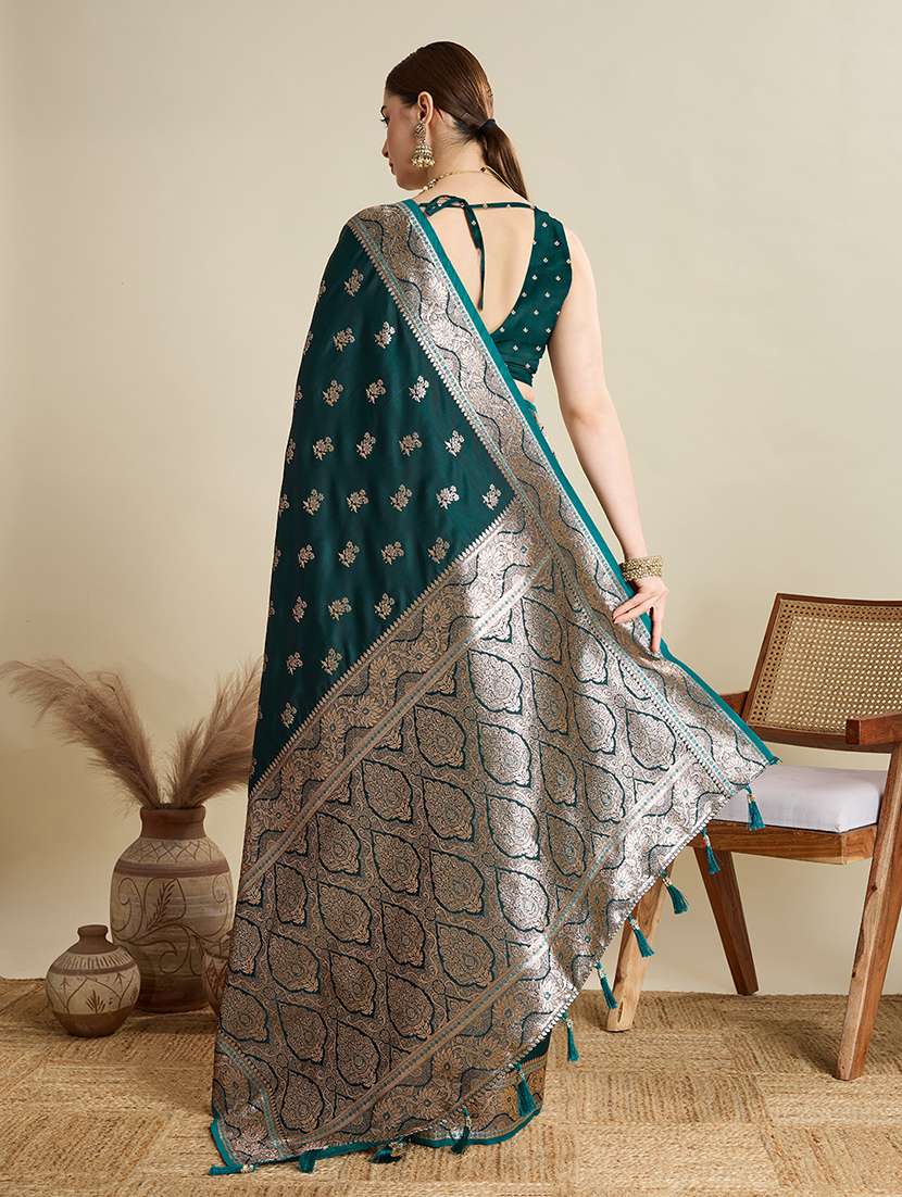 women self design banarasi saree with blouse - 22298975 -  Standard Image - 2