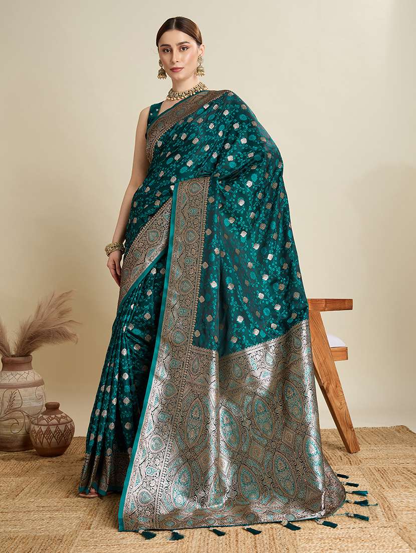 women self design banarasi saree with blouse - 22298986 -  Standard Image - 2