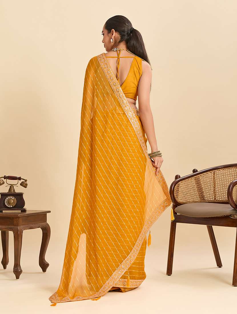 women striped bordered saree with blouse - 22299001 -  Standard Image - 2