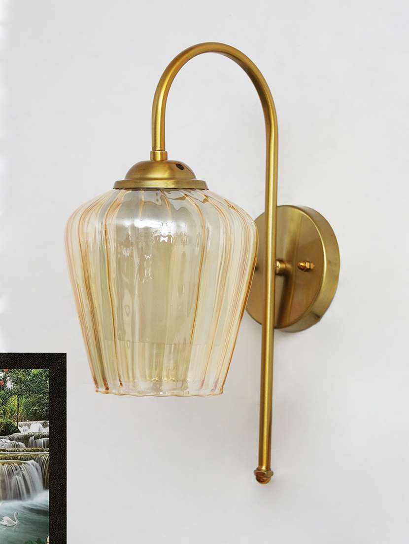antique bend gold tulip shape wall light - 22299114 -  Standard Image - 2