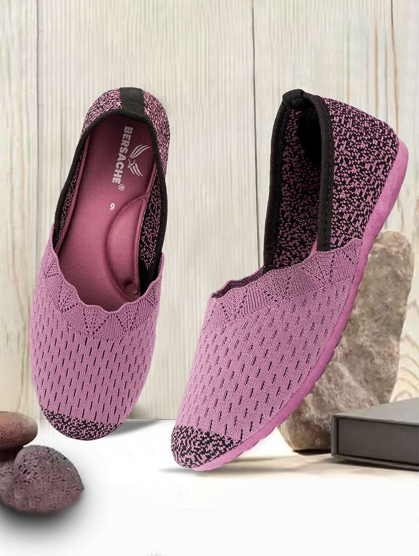 women solid slip on ballerina