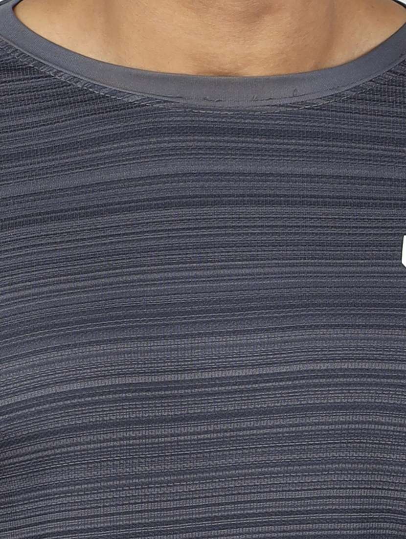 Men Melange Short Sleeve Slim Fit T-shirt - 22299307 -  Standard Image - 2