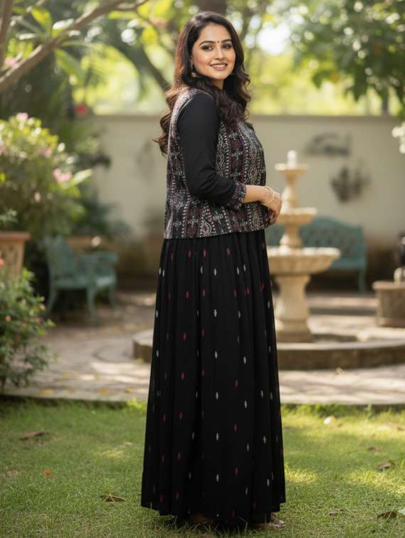 women printed three quarter sleeve ethnic dress - 22300345 -  Standard Image - 2