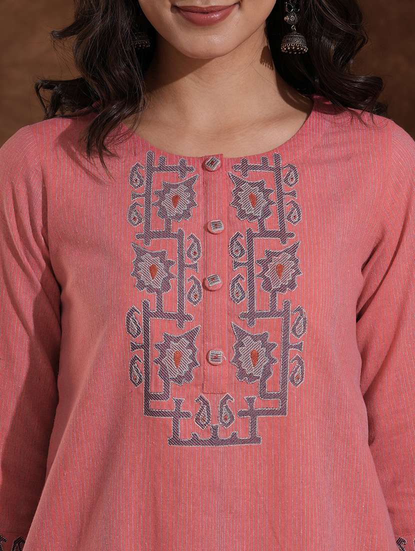 women self design three quarter sleeve a-line kurta - 22300530 -  Standard Image - 7