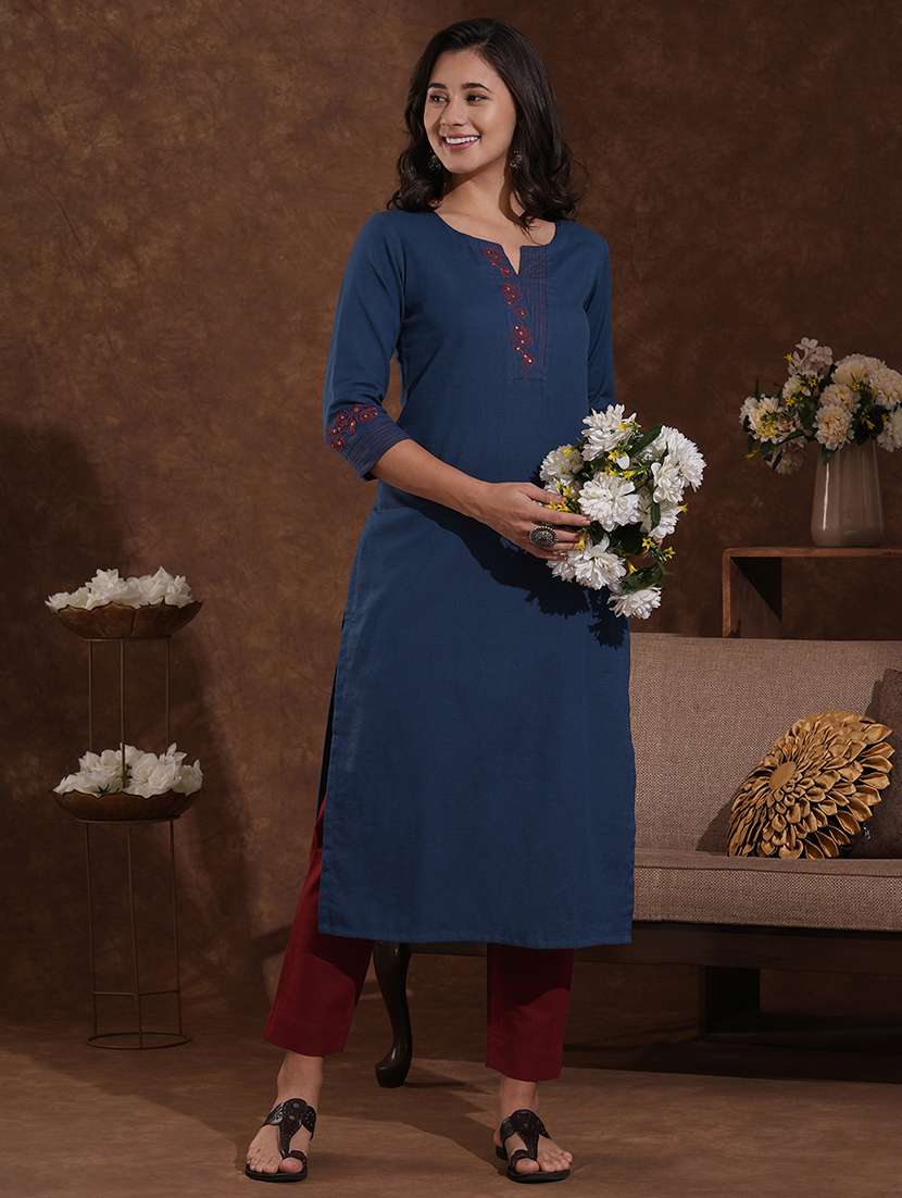 women solid three quarter sleeve straight kurta