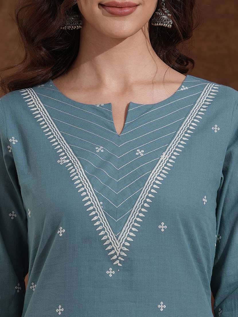 women solid with work notch neck kurta pant with dupatta set  - 22300565 -  Standard Image - 7
