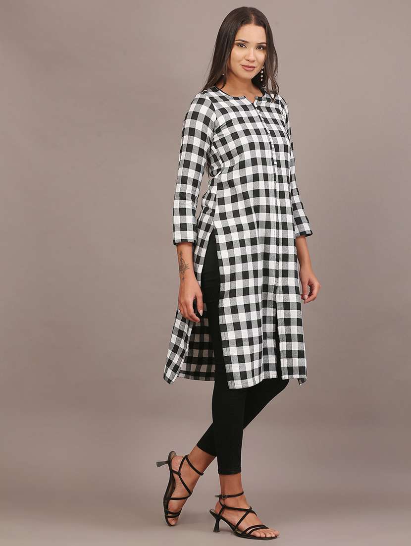 women checkered three quarter sleeve woolen kurta - 22301688 -  Standard Image - 2