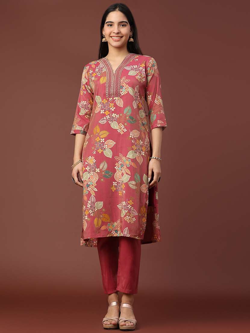 women floral three quarter sleeve kurta pant set - 22302530 -  Standard Image - 2