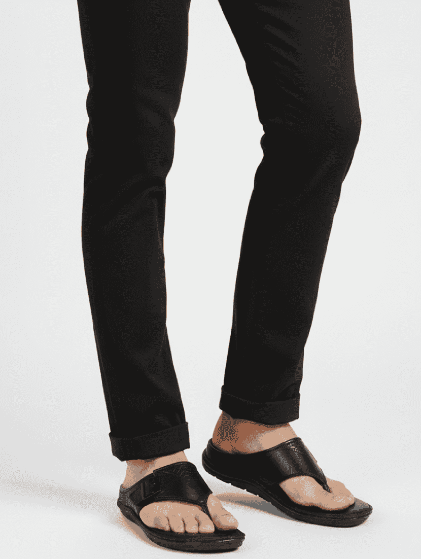 men solid toe seperator sandal - 22304991 -  Standard Image - 2