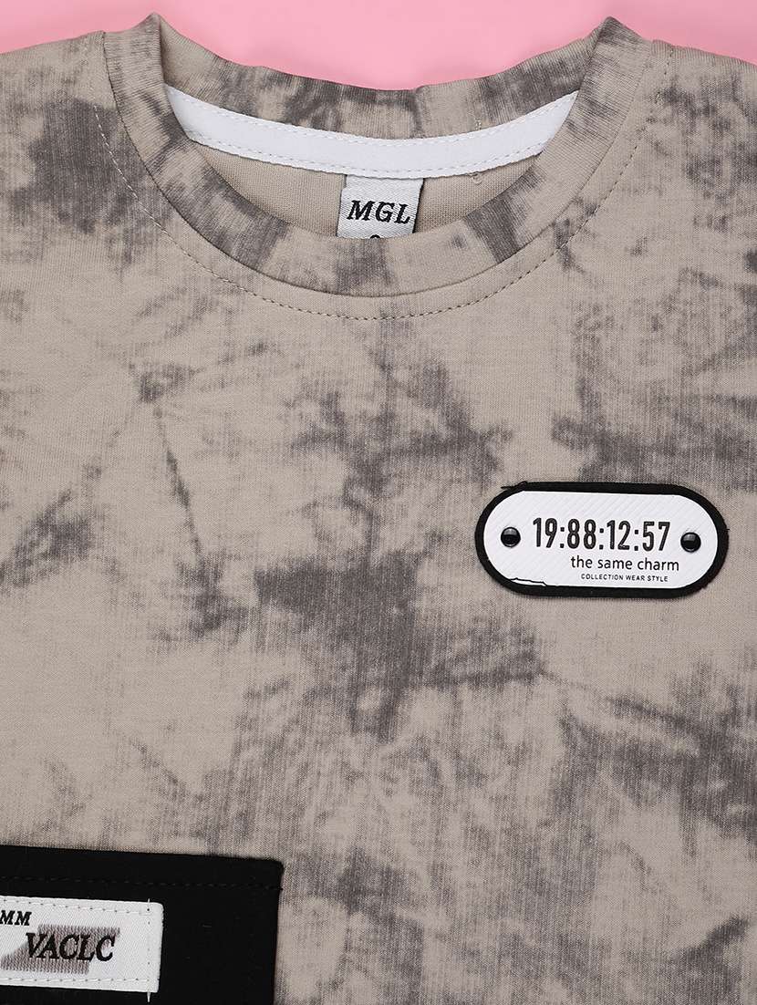 boys printed short sleeve t-shirt & shorts co-ords set - 22305244 -  Standard Image - 2