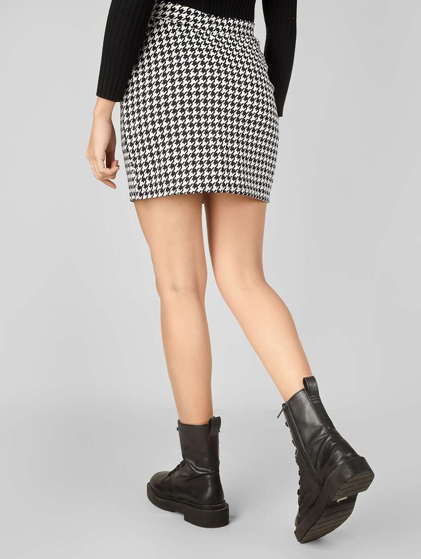 women printed high rise skirt with attached shorts - 22305752 -  Standard Image - 2