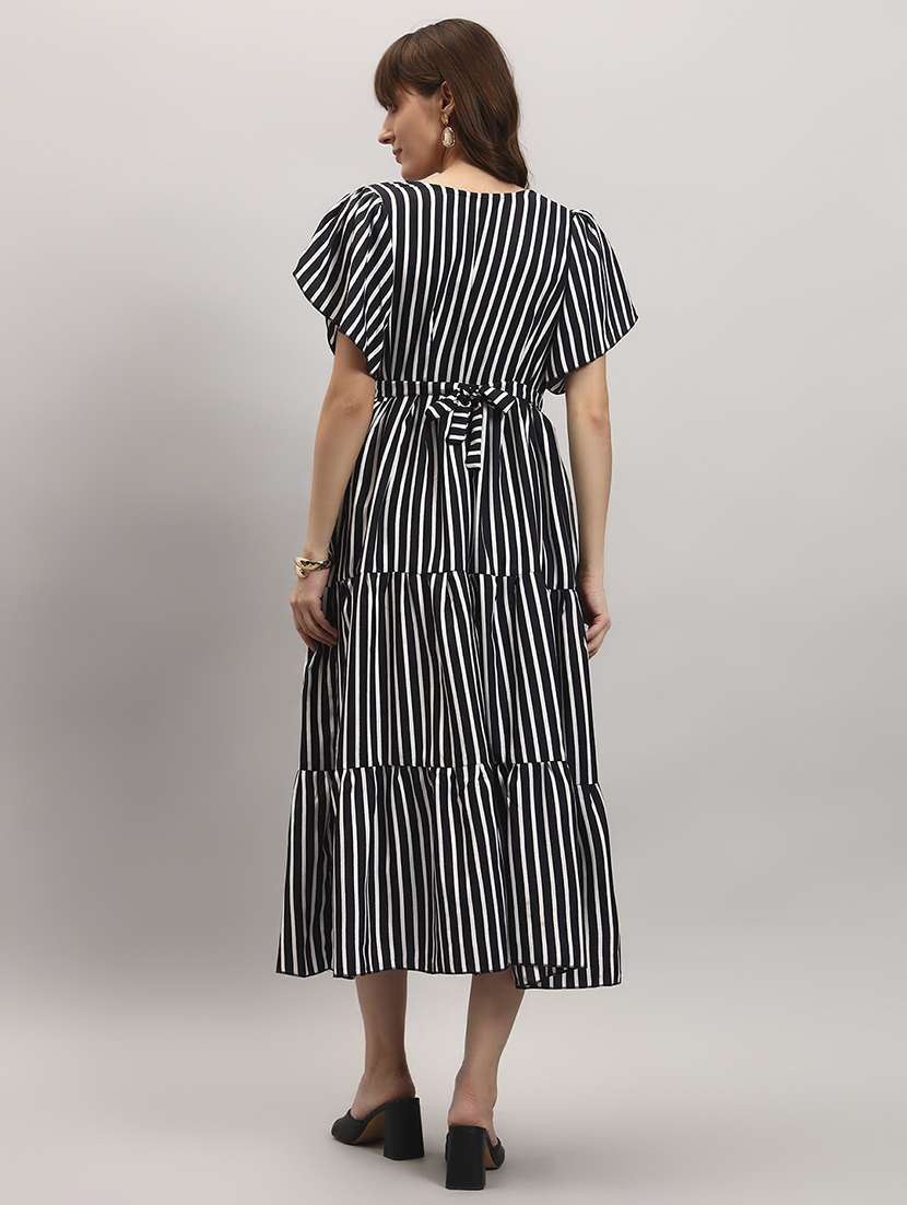 women striped tulip sleep tiered dress - 22309403 -  Standard Image - 2