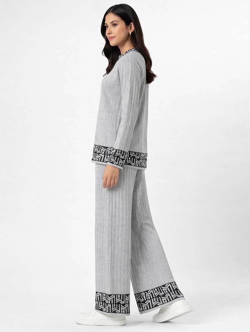 women solid winter wear co-ord set - 22312664 -  Standard Image - 2