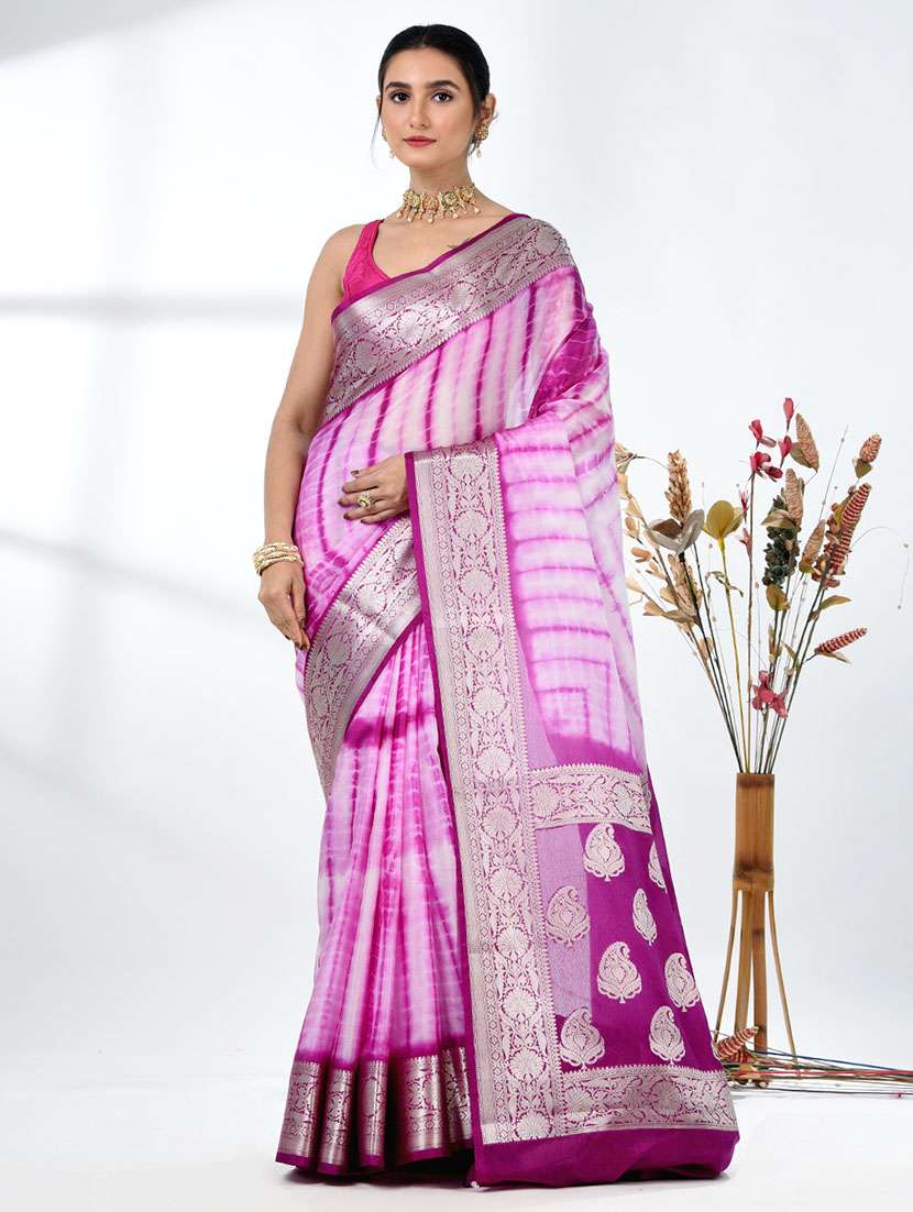 women tie & dye printed saree with blouse