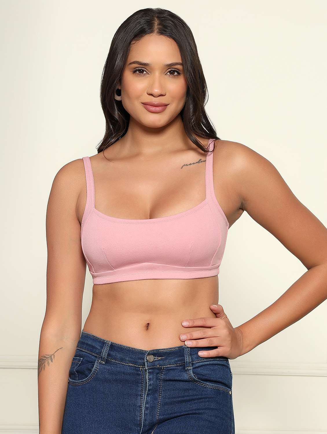 women solid non padded sports bra