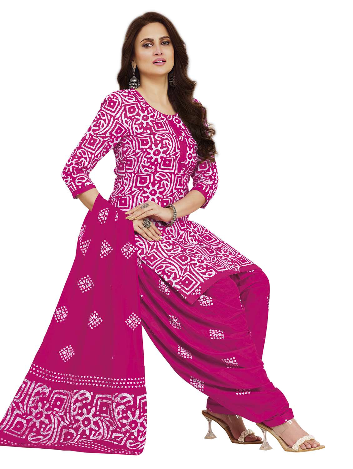 women printed three quarter sleeve kurta salwar with dupatta set