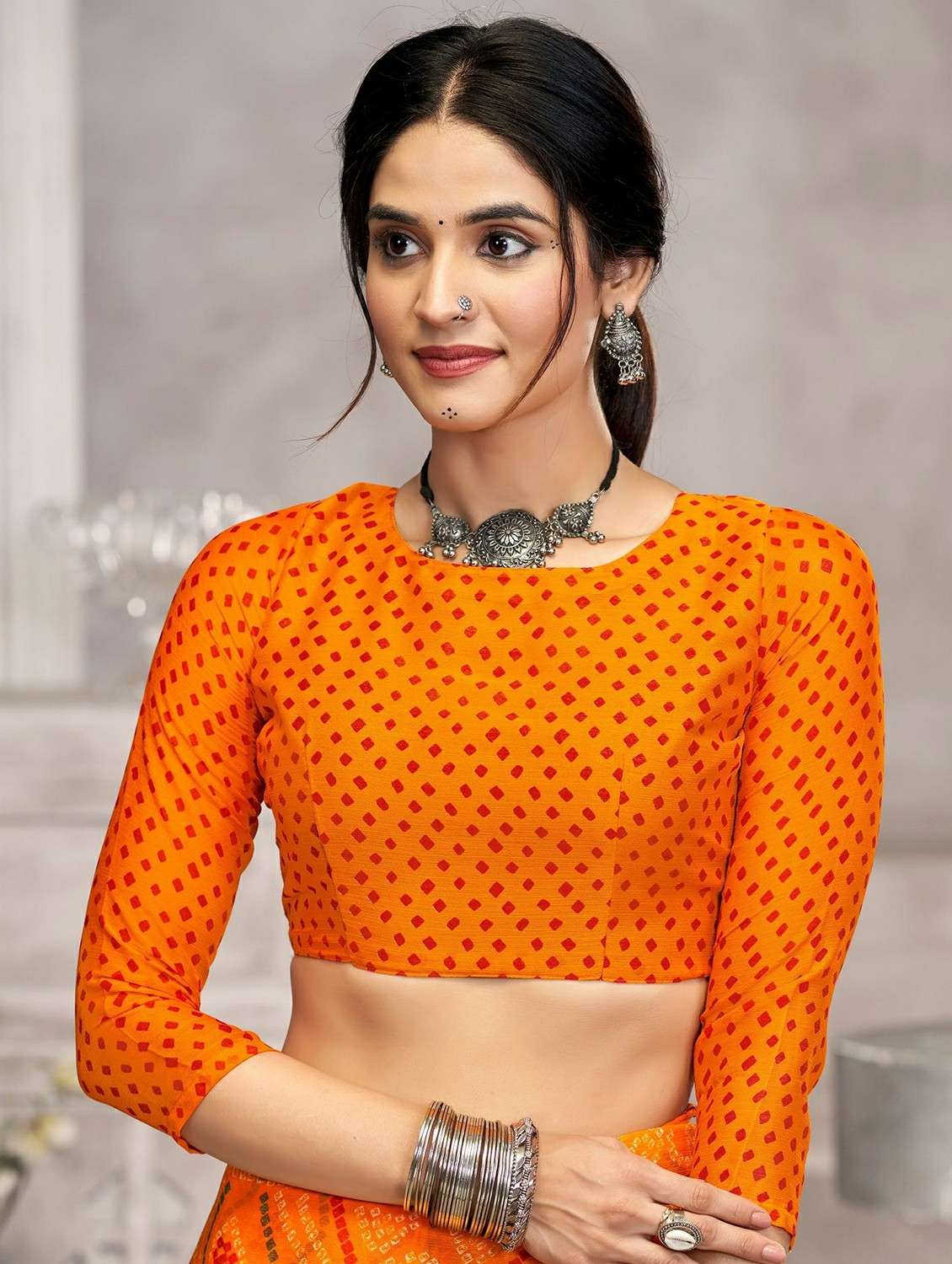 women printed casual wear saree with blouse - 22315745 -  Standard Image - 2