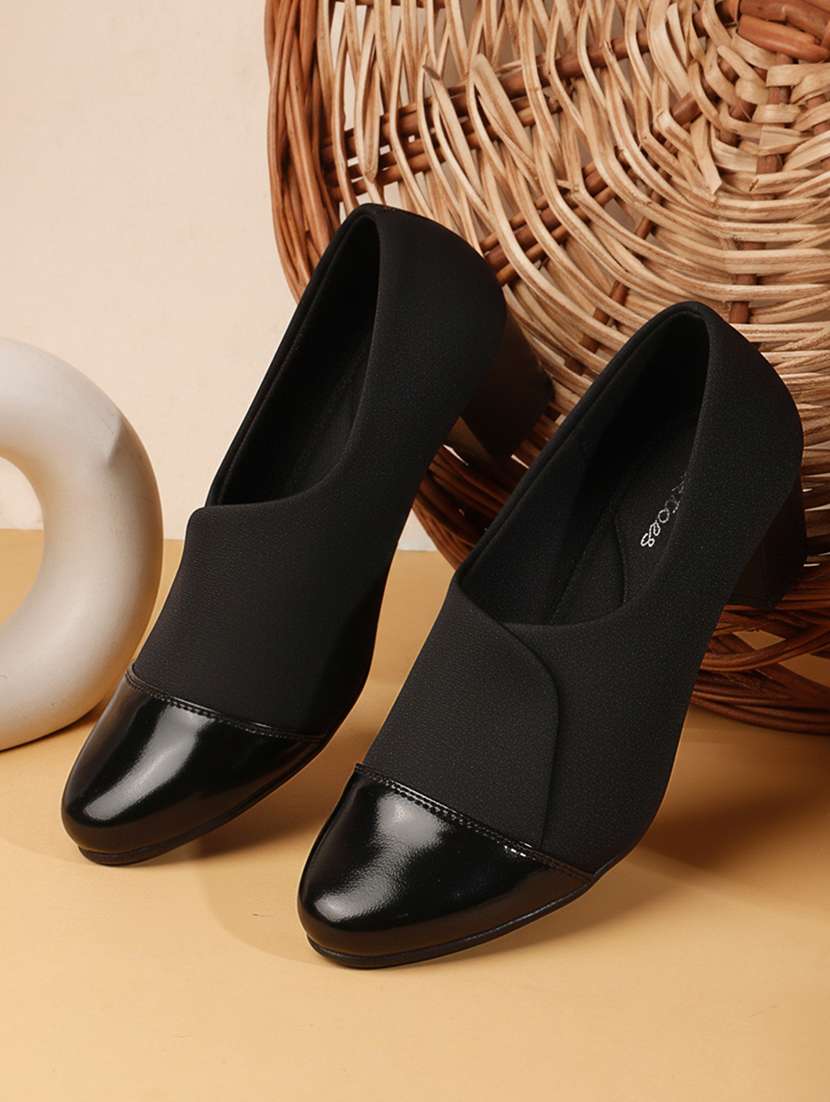 women solid slip on sandal